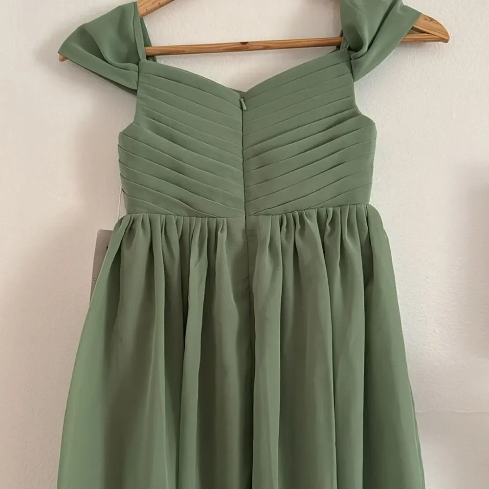 Sky city Elegant Green Kids Dress NWT